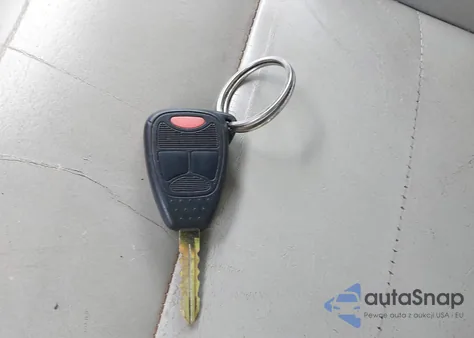 2005 Dodge Magnum Se из США, поврежденный, VIN 2D4FV48V45H147284